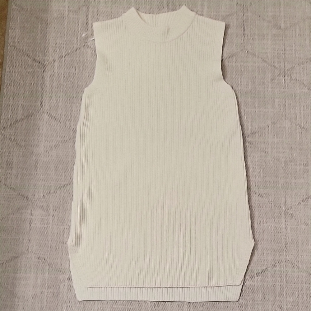 H&M Sleeveless Ribbed Knit Dress in Cream